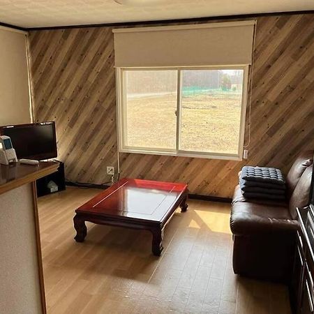 暮らすように過ごす温泉宿　白老大使館 Shiraoi Ngoại thất bức ảnh